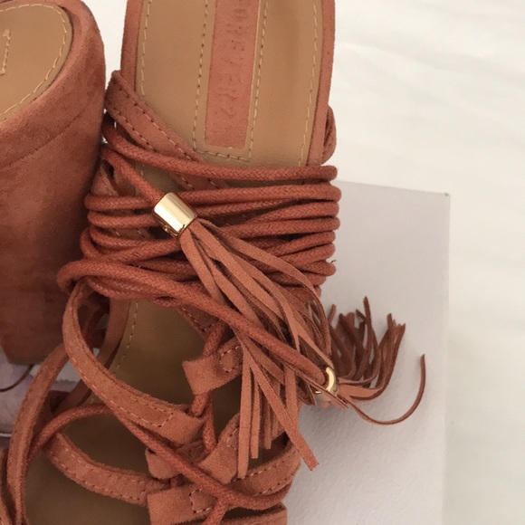 Coral laced up heeled sandals - Picture 4 of 8